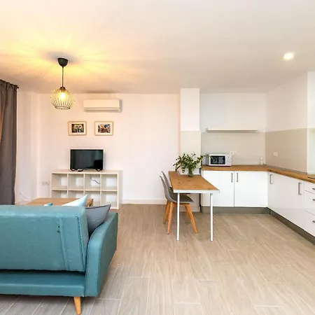 Estudio Recien Reformado En Centro Fuengirola